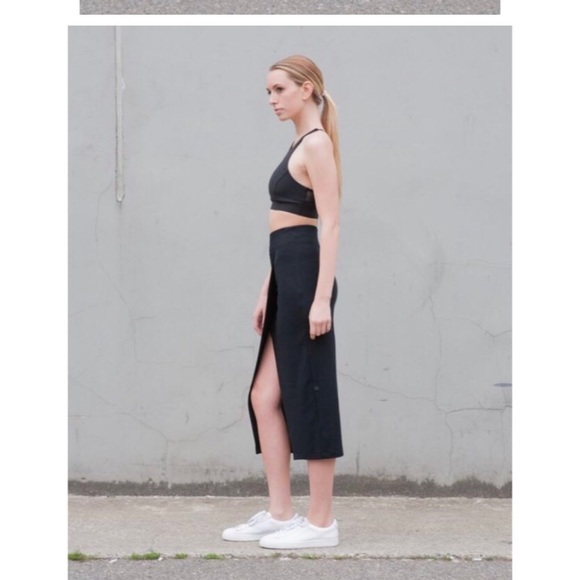 Lululemon LAB Kunai skirt - Picture 2 of 3